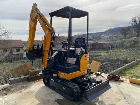 Minigraver 2024 KATO HD17VXE (2)