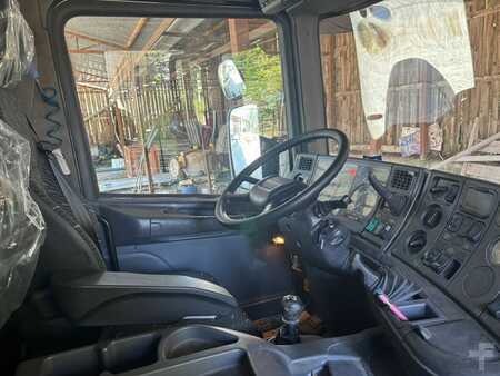Caminhão 2001 Scania CVP124 (4)
