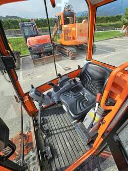 mini escavadeira 2015 Kubota KX016-4 (6)