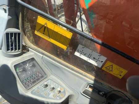 Escavadora de rastos 2000 Fiat-Hitachi EX100.5 (6)