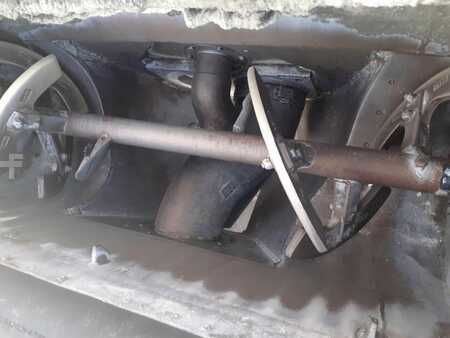 Pompe á béton montés sur camion 1990 CIFA M1 33MT (2)