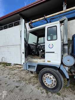 Pompe calcestruzzo su autocarro 1992 CIFA B4S-30-27 (4)