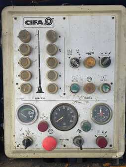Pompe calcestruzzo su autocarro 1992 CIFA B4S-30-27 (6)
