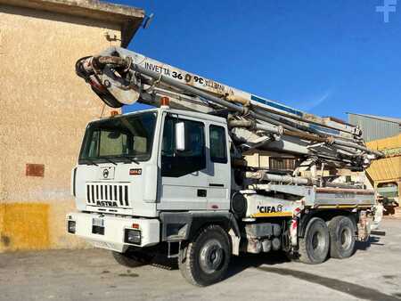 Pompe calcestruzzo su autocarro 1995 CIFA INVETTA36 (1)