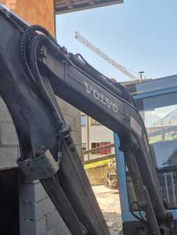 Minibagry 2003 Volvo EC20B (4)