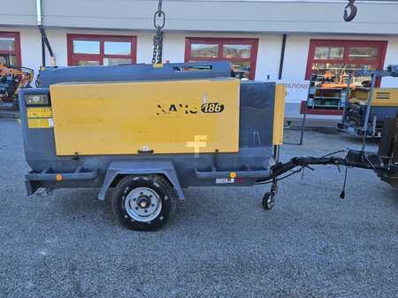 Kompressor 2014 Atlas Copco XAHS186 (2)