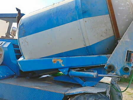 Betoniautot 1996 Merlo DBM2500 (2)