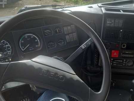 Camión 2003 Iveco 440E43T-P (11)
