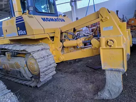 Telaketjupuskutraktorit 2018 Komatsu D85EX (4)