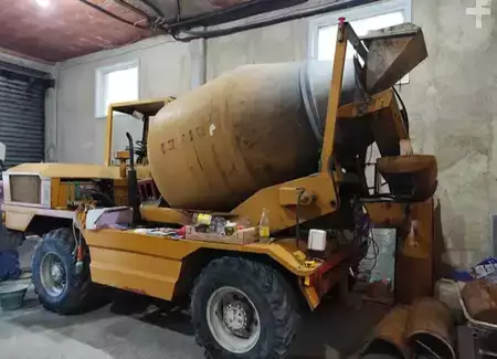 Teherautó-keverő 1990 Dieci L2400 (1)