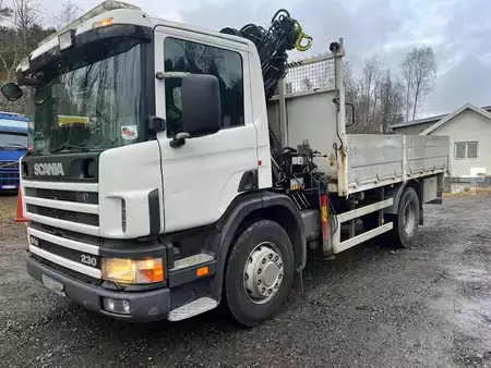 Vrachtwagen 2004 Scania 94D (2)