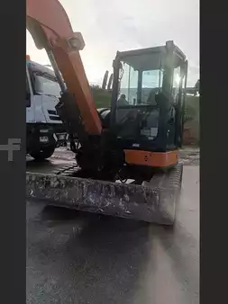 Minibagger 2018 Hitachi ZX55U (2)