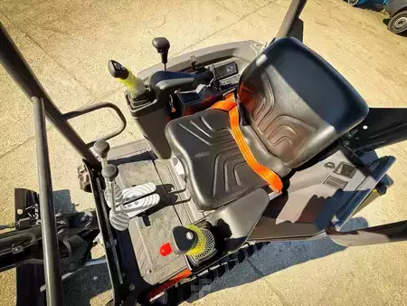 Mini excavadoras 2026 Volvo ECR18E (10)