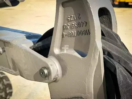 Mini excavadoras 2026 Volvo ECR18E (11)