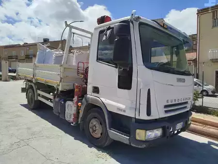 Camión 2007 Iveco 75E15 (1)