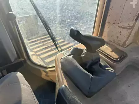 Dozer Apripista 2003 Caterpillar D5N-LGP (6)
