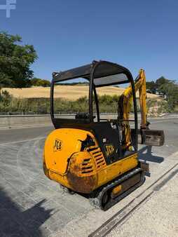 JCB 8015