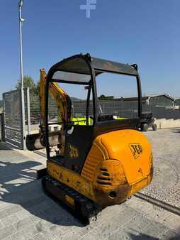 JCB 8015