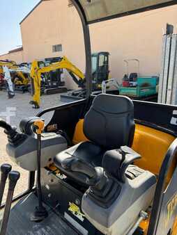 JCB 8015