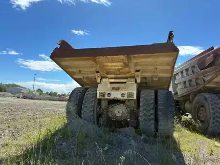 Dumprar 2002 Perlini DP405 (19)
