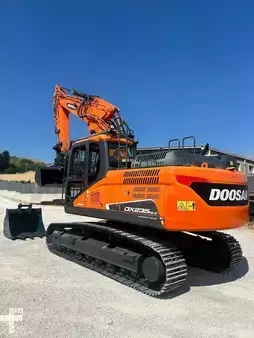 Escavatori cingolati 2017 Doosan DX235NLC (4)