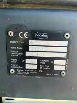 Escavatori cingolati 2017 Doosan DX235NLC (7)