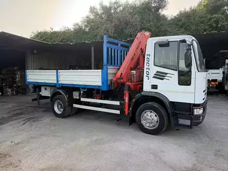 Lastkraftwagen 1997 Iveco Eurocargo (1)
