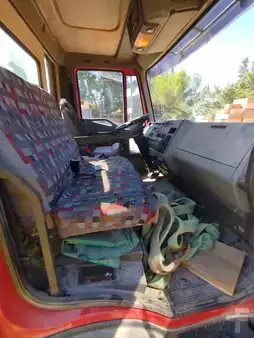 Ciężarówka 1987 Iveco 80E28 (6)