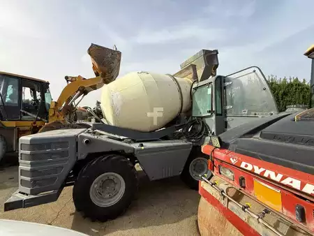 Lastbilsblandare 2004 Terex MARINER 25G (2)