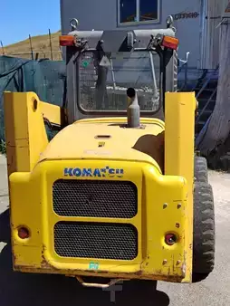 Valet de ferme  2008 Komatsu SK714-5 (2)