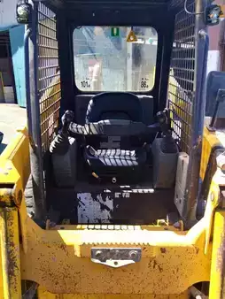 Valet de ferme  2008 Komatsu SK714-5 (3)