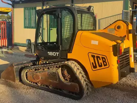 Egyéb 2007 JCB 180T-HF (1)