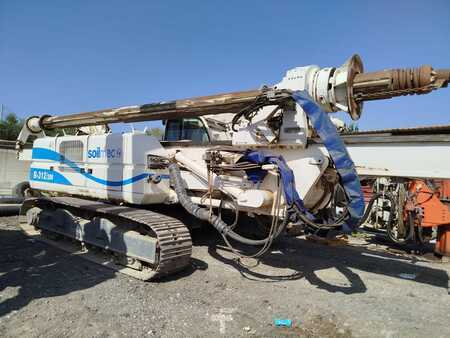Rotary Drilling Rig 2003 Soilmec R312.200 (2)