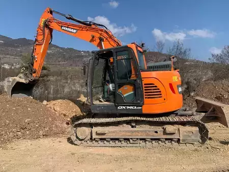 Andet 2019 Doosan DX140LCR-5 (1)