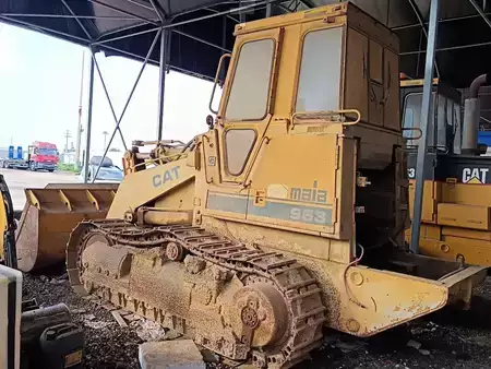 Chargeuse sur chenilles 1989 Caterpillar 963 (1)