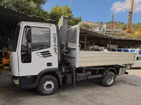 Náklaďák 1998 Iveco 100E15 (2)