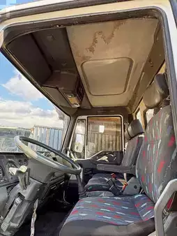 Náklaďák 1998 Iveco 100E15 (5)