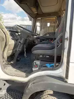 Náklaďák 1998 Iveco 100E15 (6)