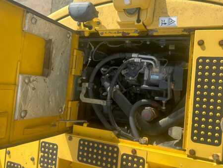 Escavadora de rastos 2009 Komatsu PC138US-8 (6)