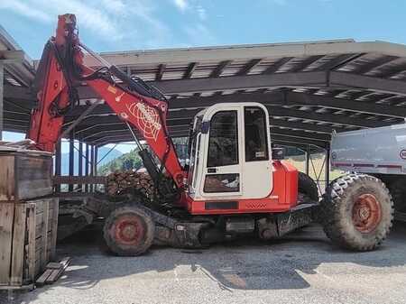 Outro 2010 Euromach R105-4WD (1)
