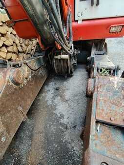 Outro 2010 Euromach R105-4WD (7)