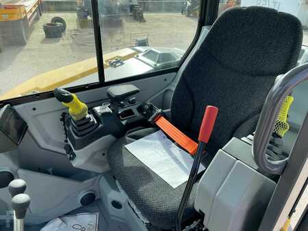 Minibagry 2024 Volvo ECR58F (12)