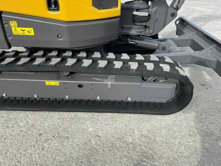 Minibagry 2024 Volvo ECR58F (7)