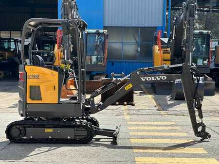 Minibagry 2024 Volvo ECR18E (2)