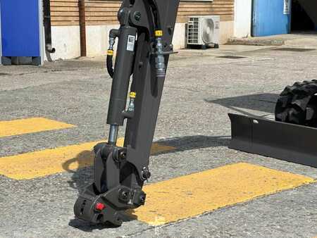 Minibagry 2024 Volvo ECR18E (7)