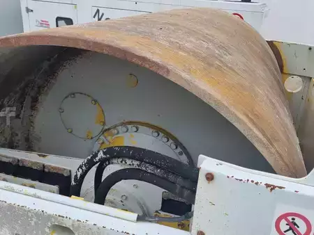 Tiejyrät 2003 BOMAG BW216D3 (8)