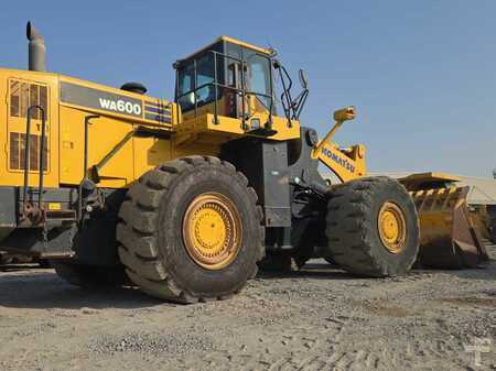 Kerekes rakodó 2021 Komatsu WA600-6R (11)