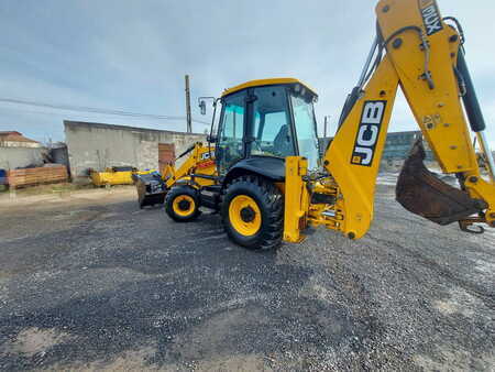 Rigid Backhoe Loader 2019 JCB 3CX (3)