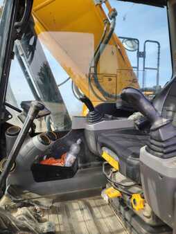 Beltegraver 2020 JCB 220X L4F (4)