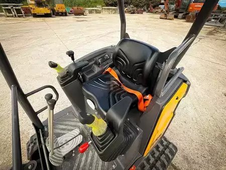 Mini excavadoras 2023 Volvo ECR18E (6)